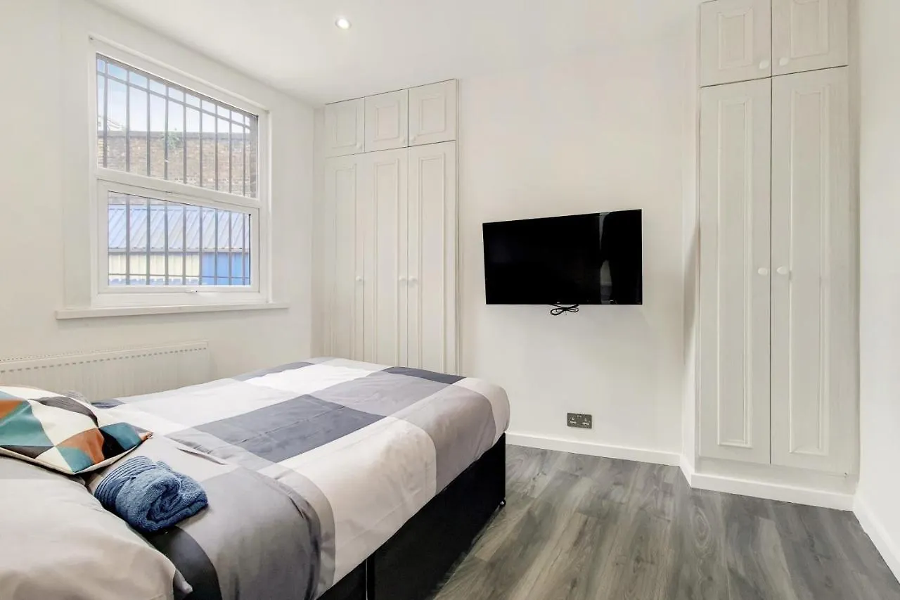 Lovely 4 Bed Apartment Perfect For Families! London United Kingdom